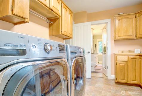 17298 Lake View Boulevard Mount Vernon WA 98274