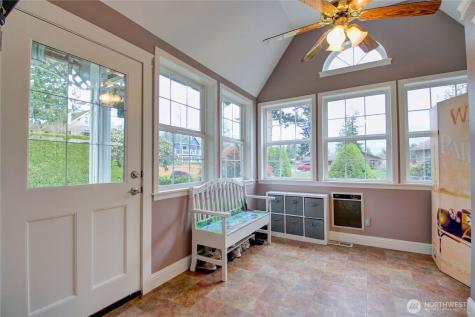 17298 Lake View Boulevard Mount Vernon WA 98274
