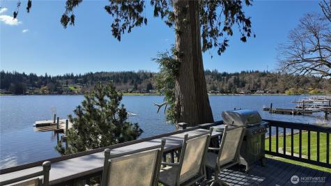 17298 Lake View Boulevard Mount Vernon WA 98274