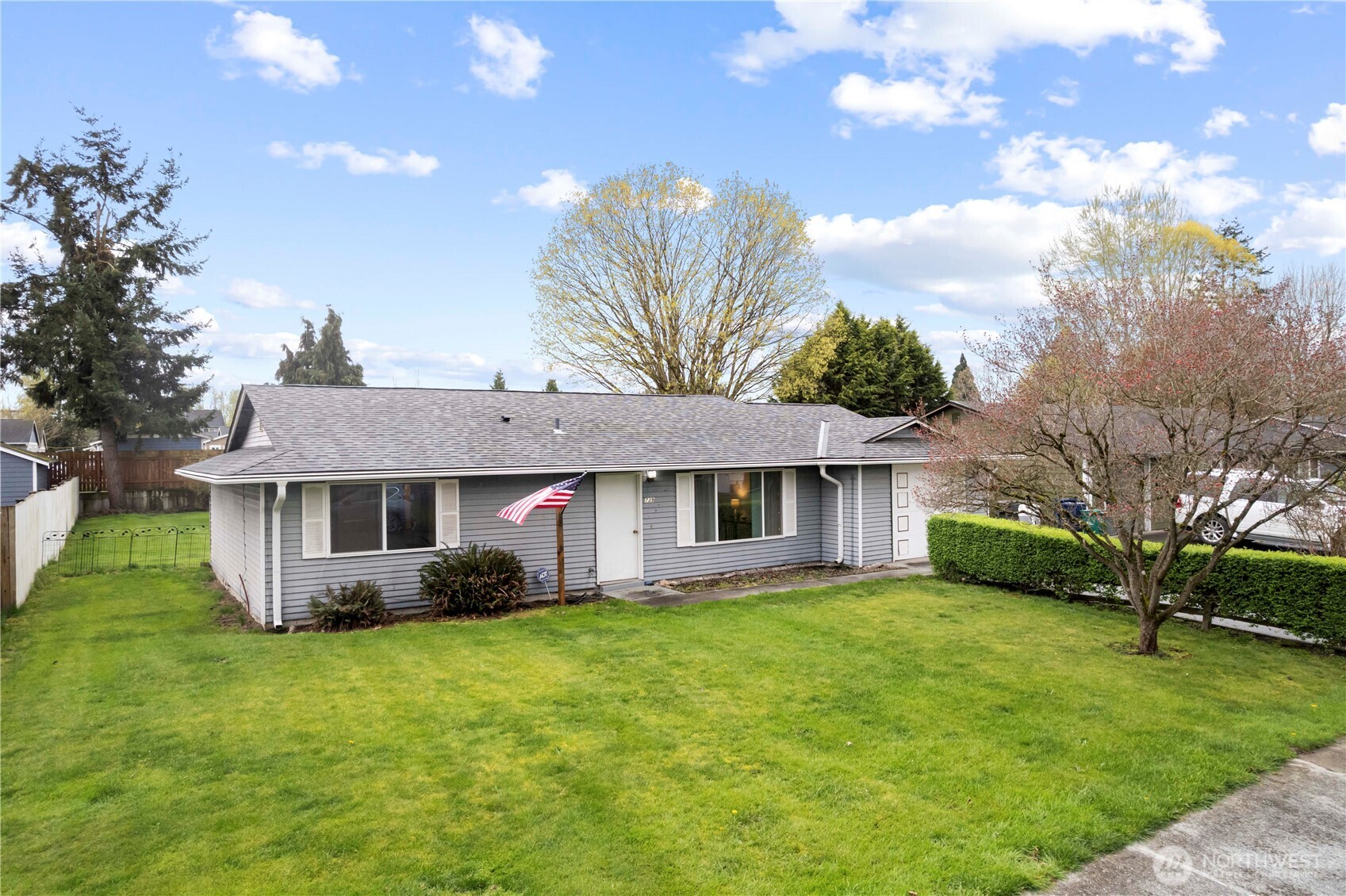 739 2nd Avenue NE Pacific WA 98047