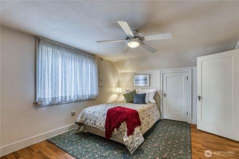 751 S 39th Street Tacoma WA 98418