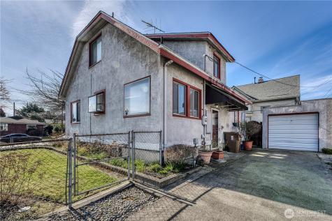 751 S 39th Street Tacoma WA 98418
