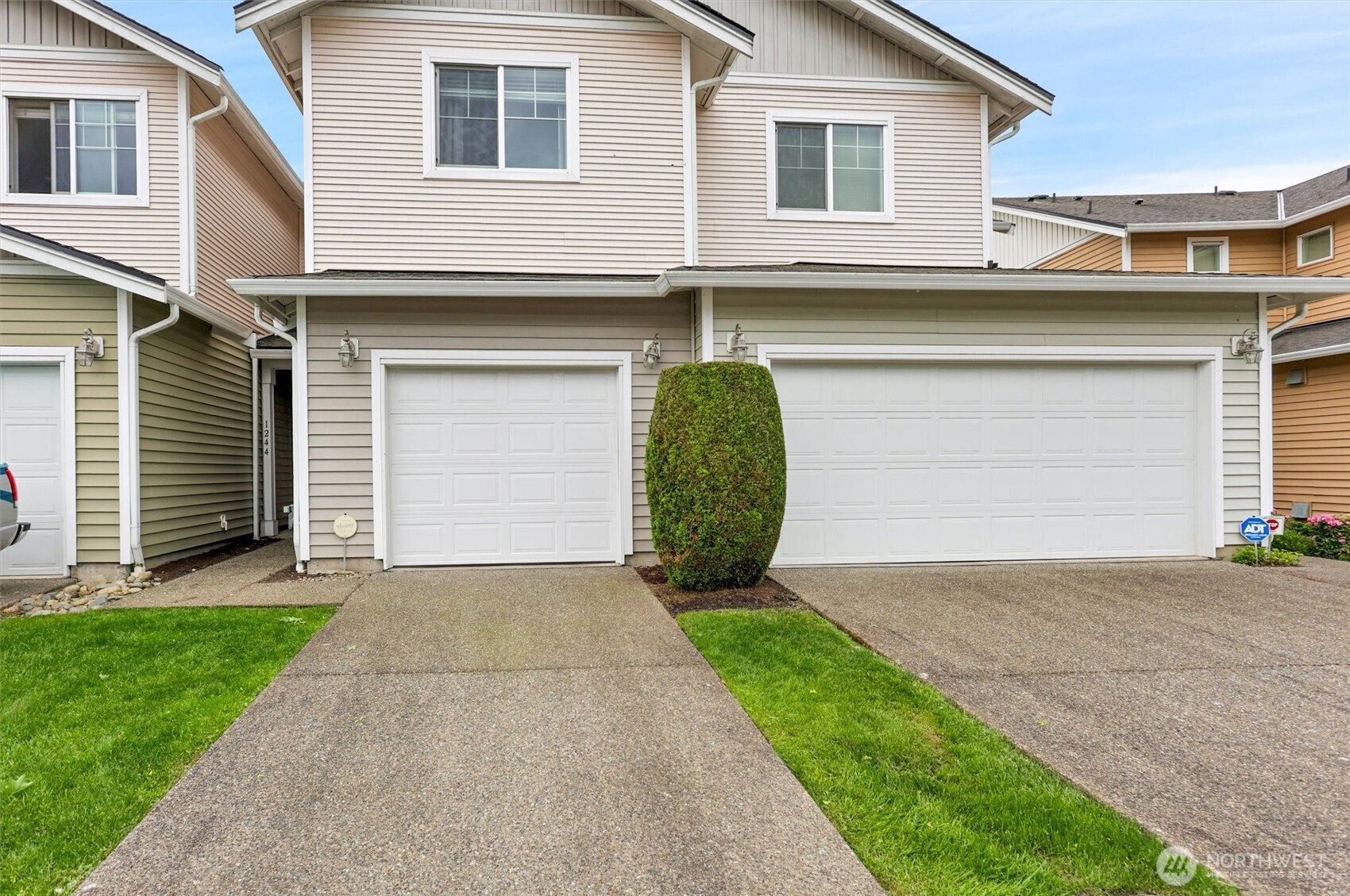 1244 S 51 Place NE Auburn WA 98002