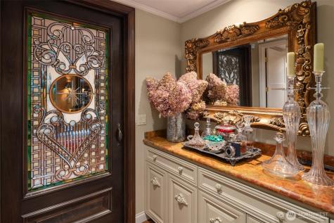 8622 NE 10th Street Medina WA 98039