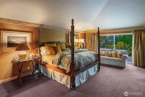 8622 NE 10th Street Medina WA 98039