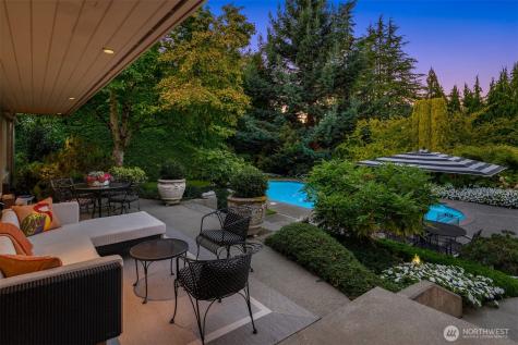 8622 NE 10th Street Medina WA 98039