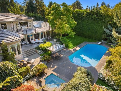 8622 NE 10th Street Medina WA 98039