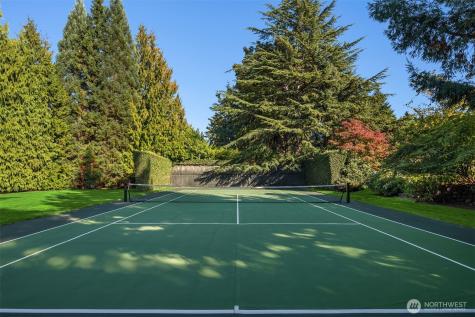 8622 NE 10th Street Medina WA 98039