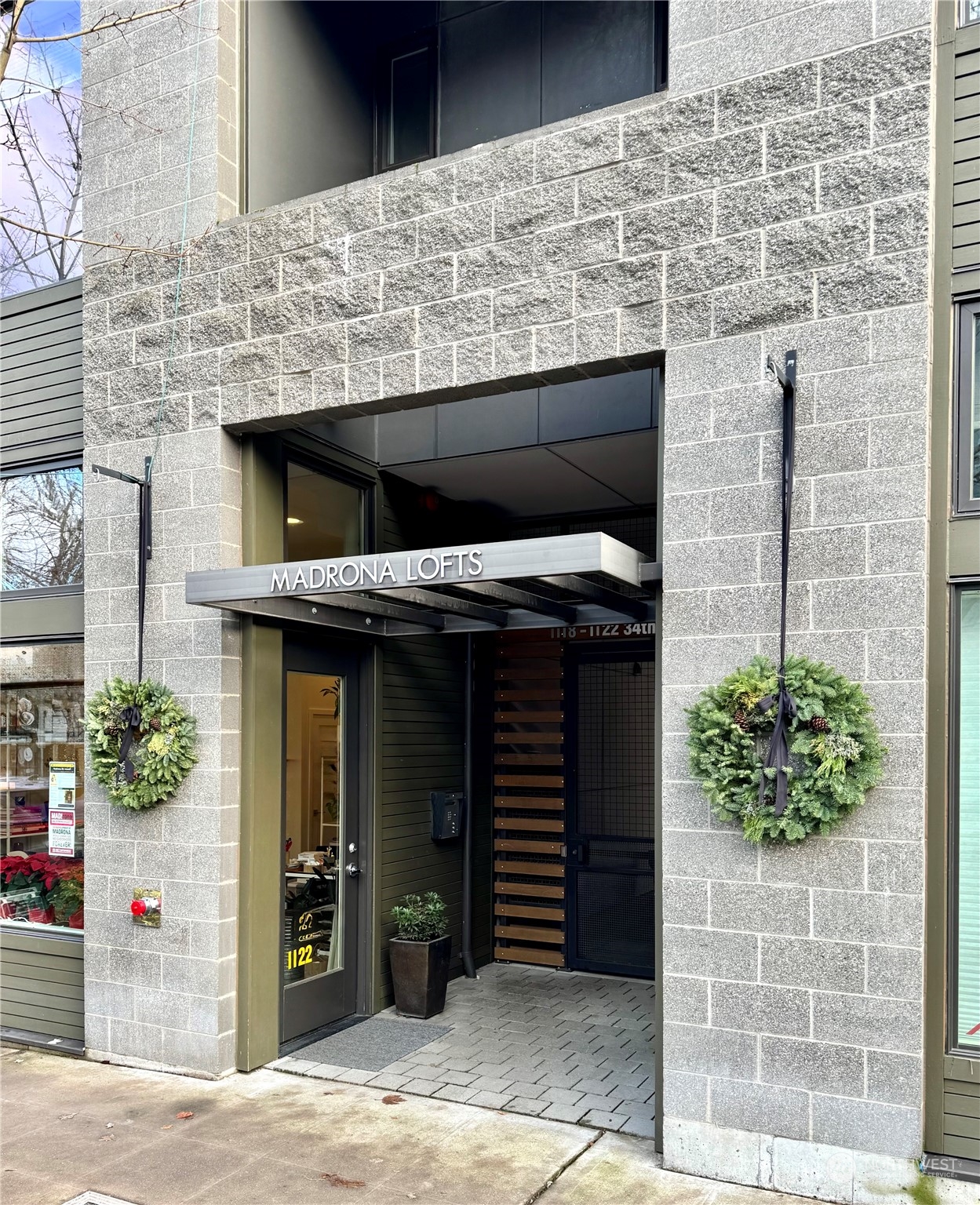 1120 34th Avenue Seattle WA 98122