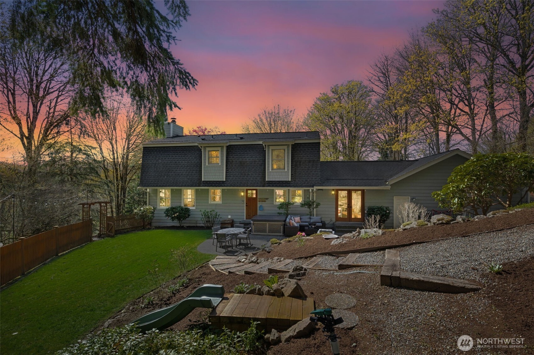 7238 Lakemont Boulevard SE Bellevue WA 98006