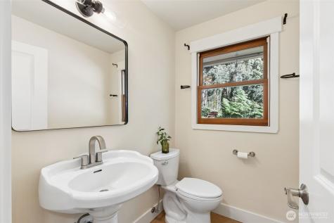 7238 Lakemont Boulevard SE Bellevue WA 98006