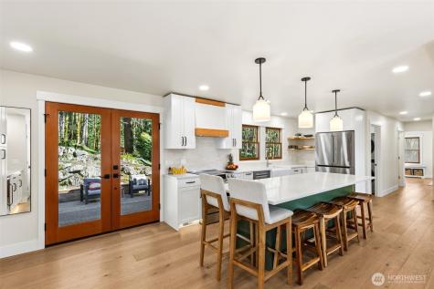 7238 Lakemont Boulevard SE Bellevue WA 98006