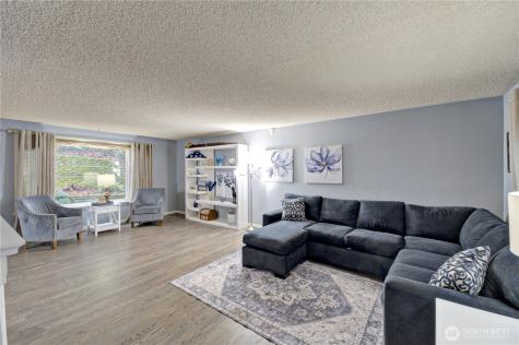 13103 7th Avenue Ct E Parkland WA 98445