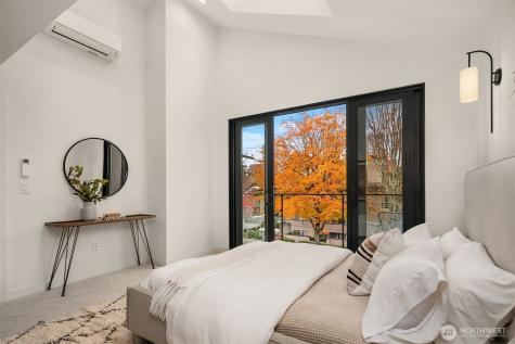 421 99th Avenue NE Bellevue WA 98004