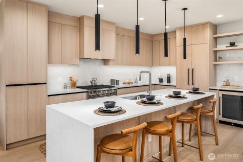 421 99th Avenue NE Bellevue WA 98004