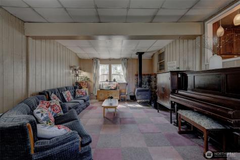 3432 Bainard Road Malaga WA 98828