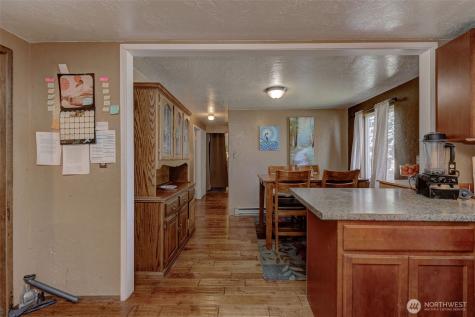 3432 Bainard Road Malaga WA 98828
