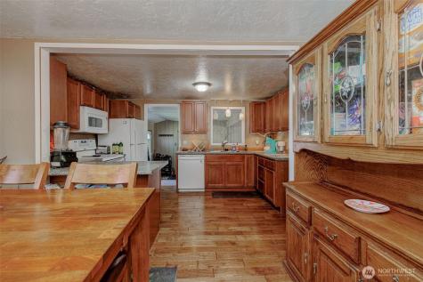 3432 Bainard Road Malaga WA 98828