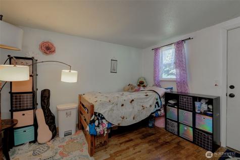 3432 Bainard Road Malaga WA 98828