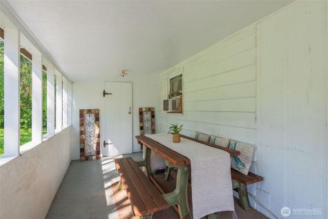3432 Bainard Road Malaga WA 98828