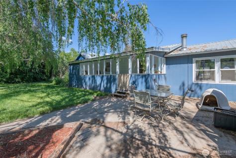 3432 Bainard Road Malaga WA 98828