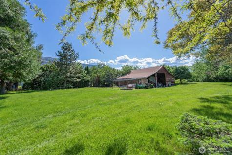 3432 Bainard Road Malaga WA 98828
