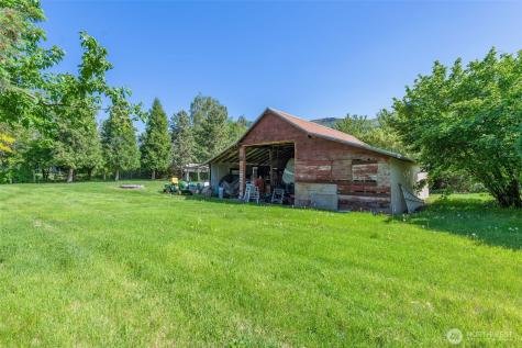 3432 Bainard Road Malaga WA 98828