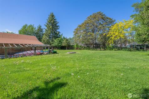 3432 Bainard Road Malaga WA 98828