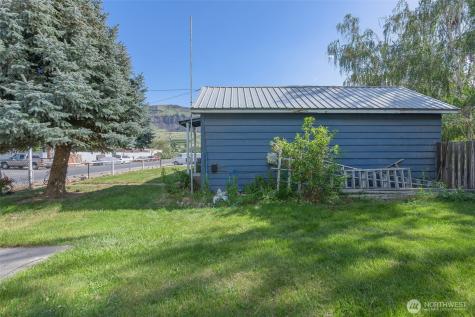 3432 Bainard Road Malaga WA 98828