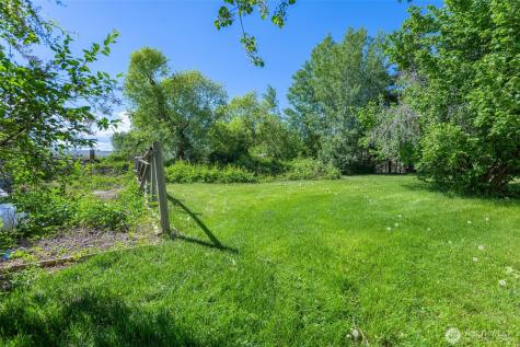 3432 Bainard Road Malaga WA 98828