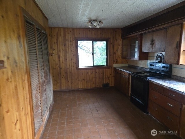 6001 Mcdougall Avenue Everett WA 98203