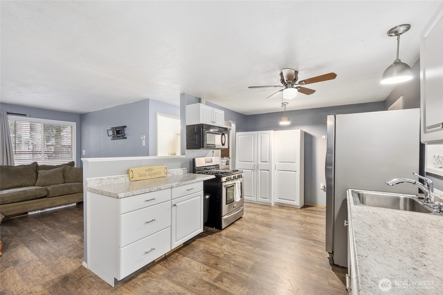 21843 Crest Lane SE Yelm WA 98597