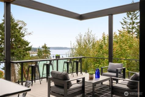 8933 NE 117th Place Kirkland WA 98034