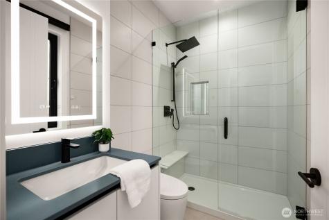 8933 NE 117th Place Kirkland WA 98034