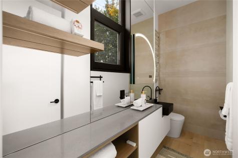 8933 NE 117th Place Kirkland WA 98034