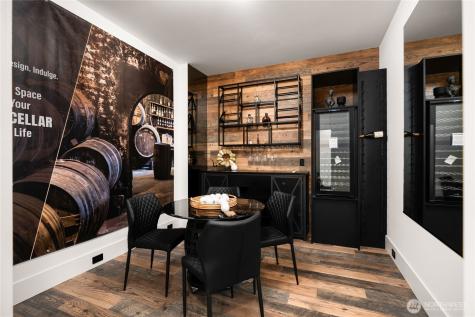 8933 NE 117th Place Kirkland WA 98034