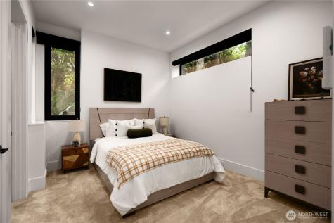 8933 NE 117th Place Kirkland WA 98034