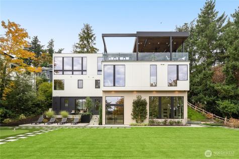 8933 NE 117th Place Kirkland WA 98034