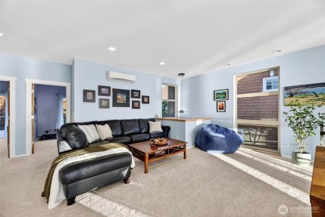 19573 27th Avenue NW Shoreline WA 98177