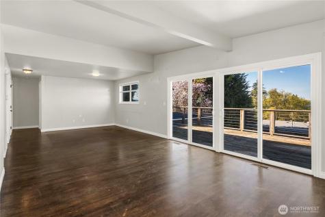 6502 21st Avenue NE Tacoma WA 98422