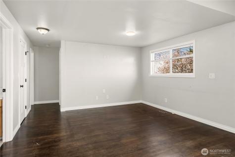 6502 21st Avenue NE Tacoma WA 98422