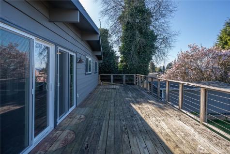 6502 21st Avenue NE Tacoma WA 98422