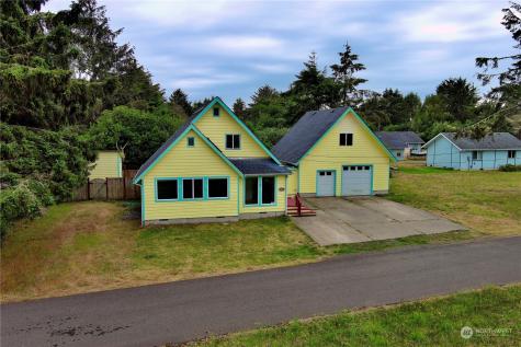 111 Vela Street SW Ocean Shores WA 98569