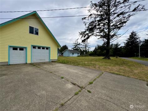 111 Vela Street SW Ocean Shores WA 98569