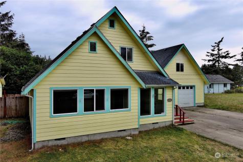 111 Vela Street SW Ocean Shores WA 98569