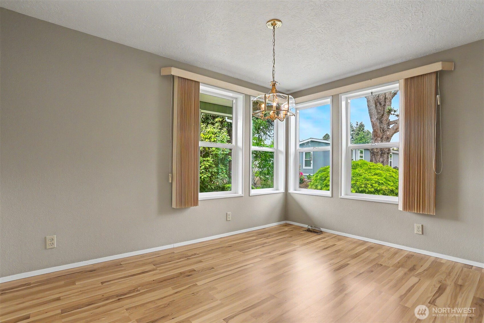 905 243rd Street SW Bothell WA 98021
