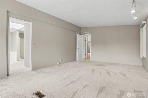 905 243rd Street SW Bothell WA 98021