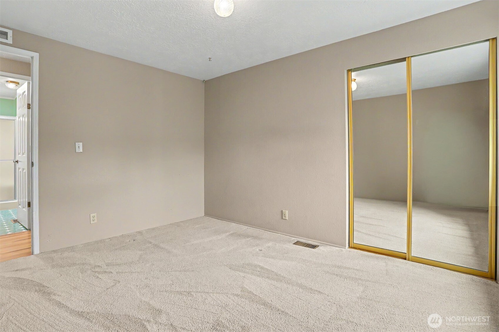 905 243rd Street SW Bothell WA 98021