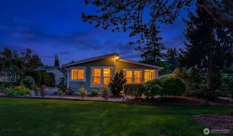 905 243rd Street SW Bothell WA 98021