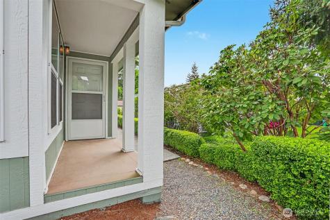 905 243rd Street SW Bothell WA 98021